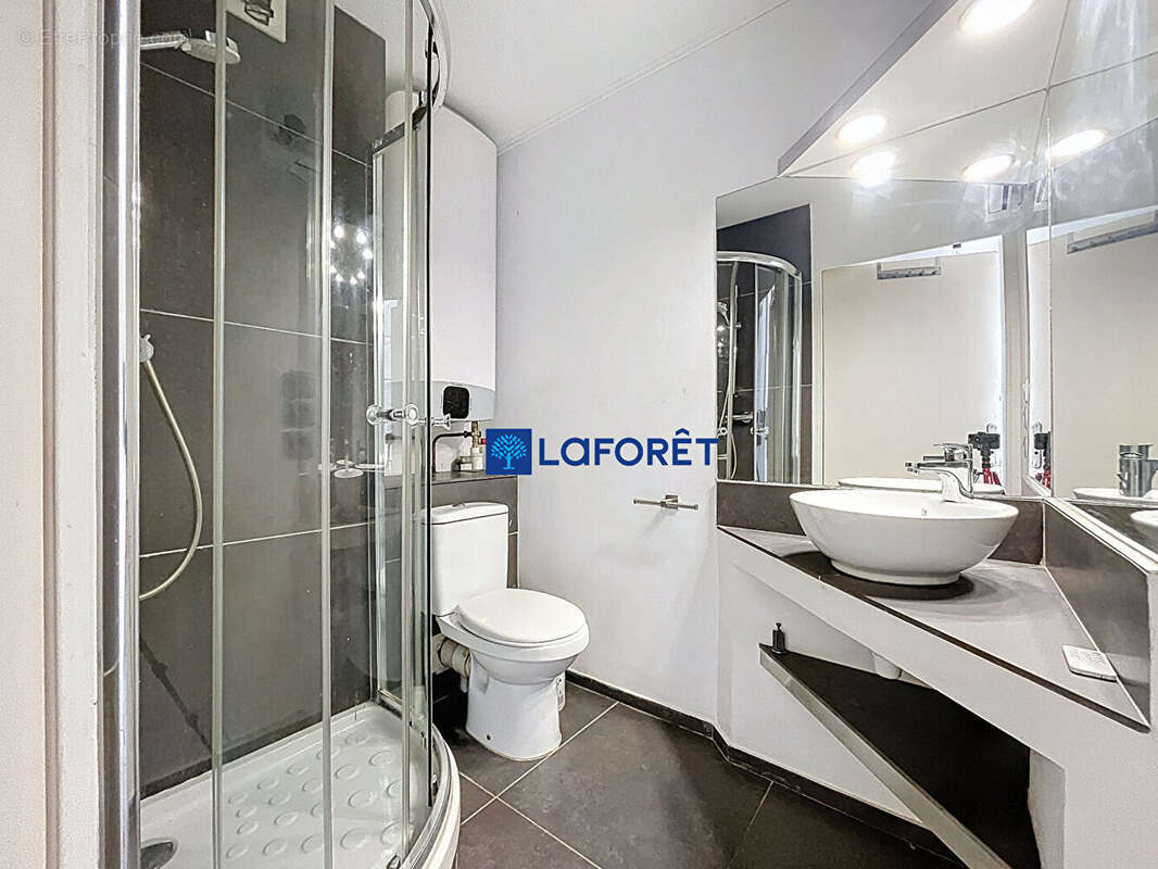 Appartement à CARQUEIRANNE