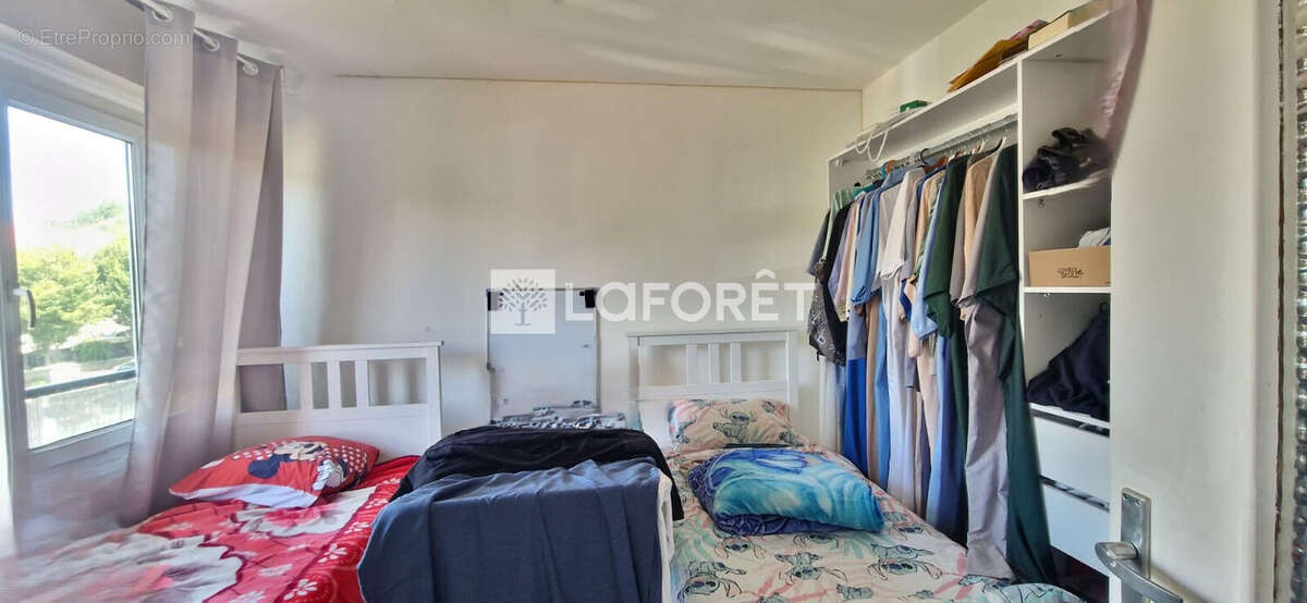 Maison à LE THILLAY