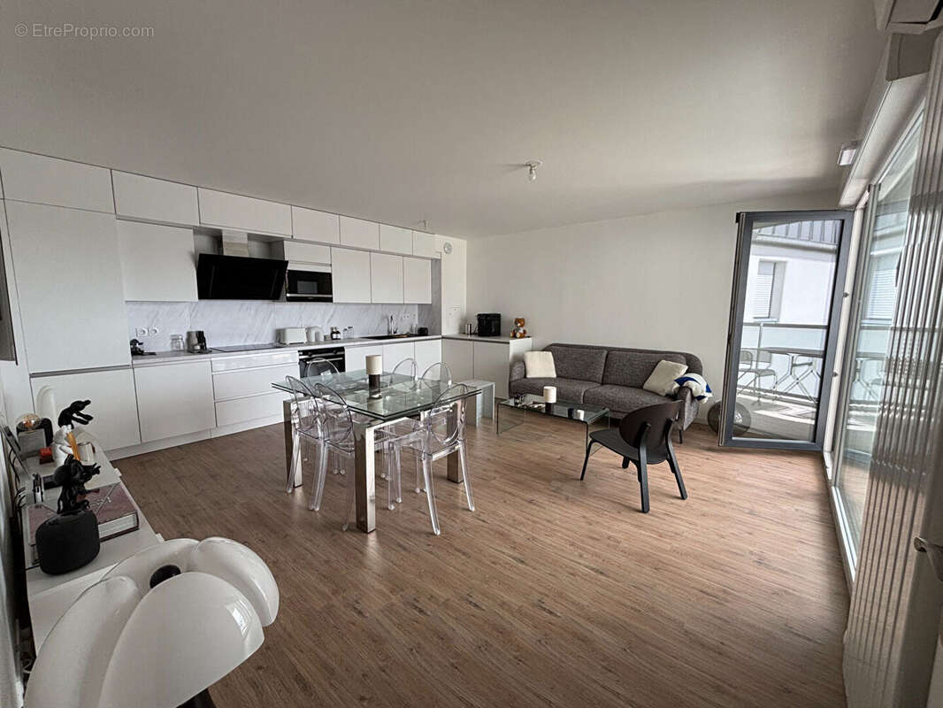 Appartement à VILLEMOMBLE