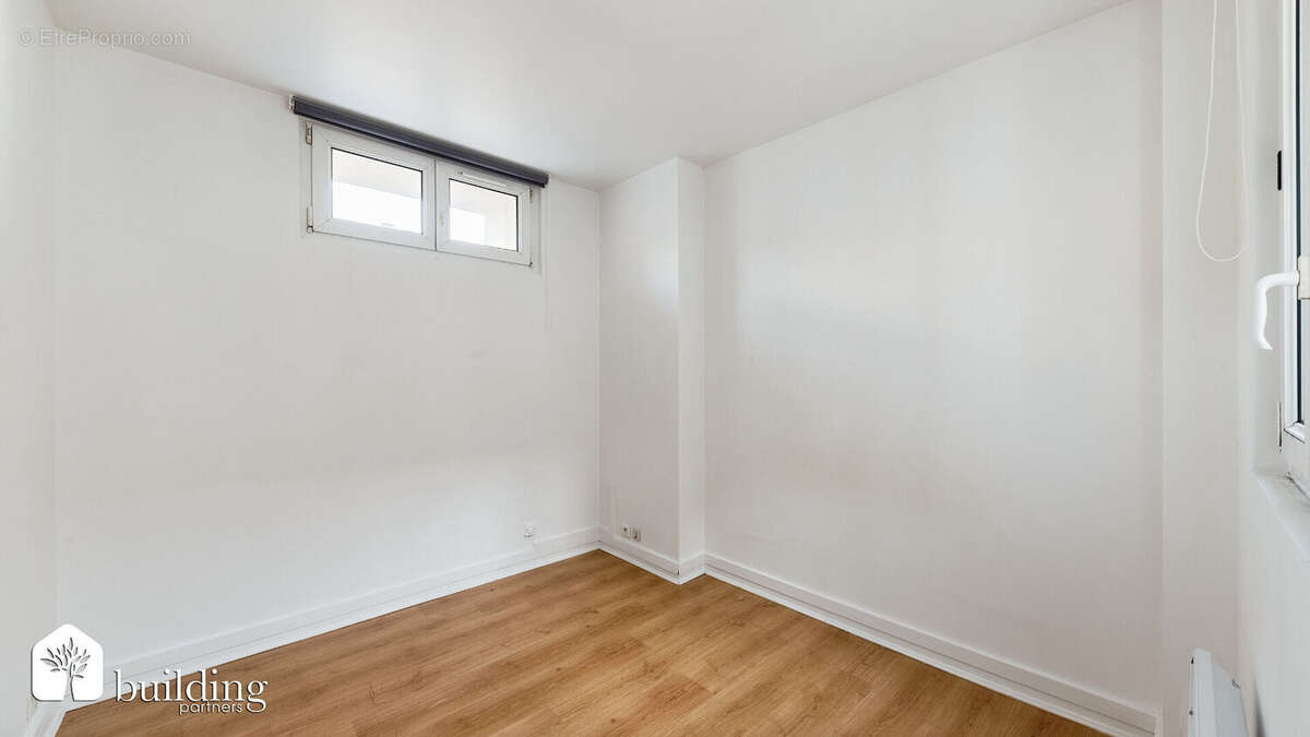 Appartement à LEVALLOIS-PERRET