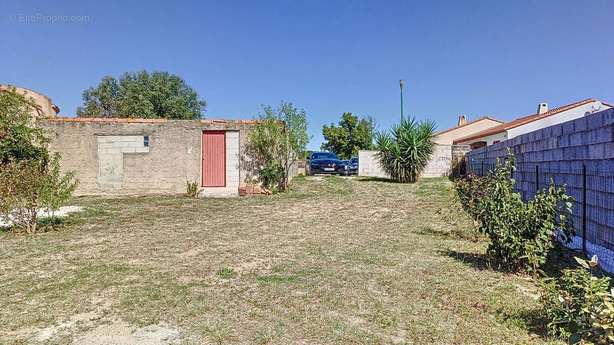 Terrain à LE BOULOU