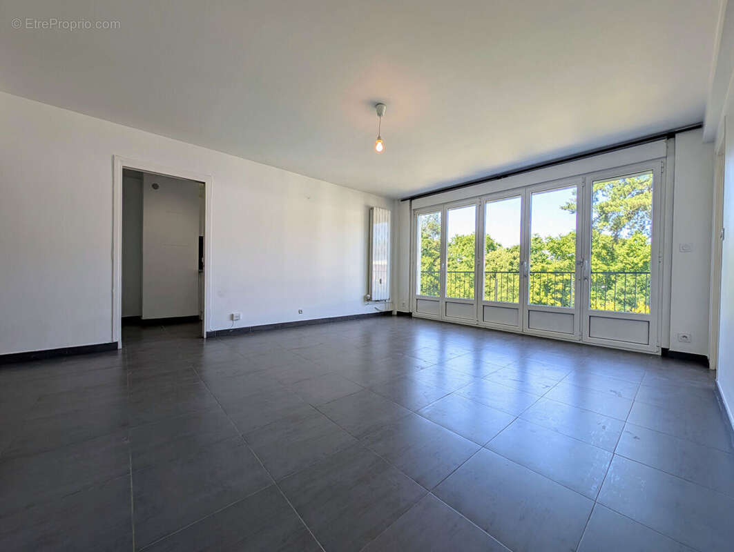 Appartement à MAISONS-LAFFITTE