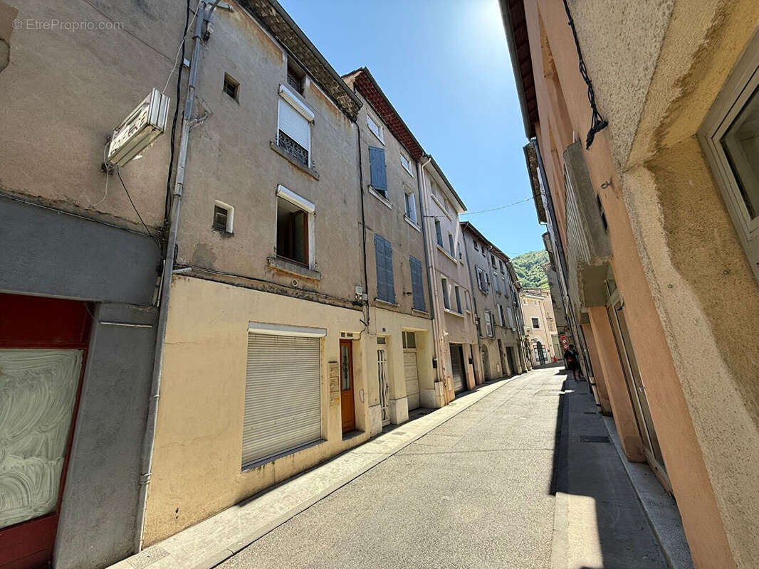 Appartement à TOURNON-SUR-RHONE