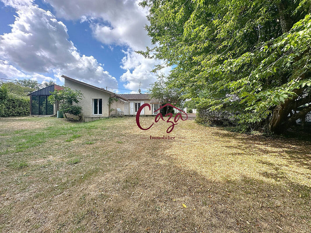 Maison à CAMBLANES-ET-MEYNAC