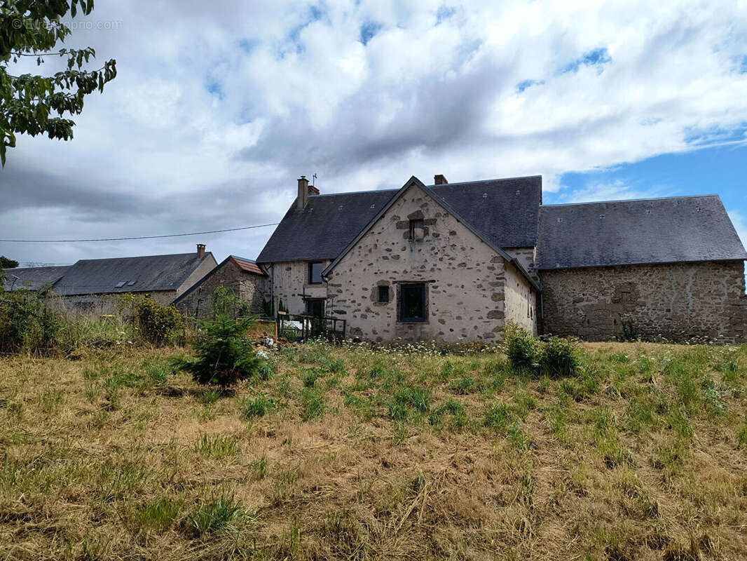 Maison à LA SOUTERRAINE