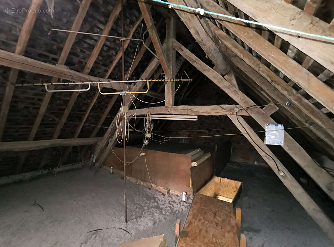 Maison à LA SOUTERRAINE