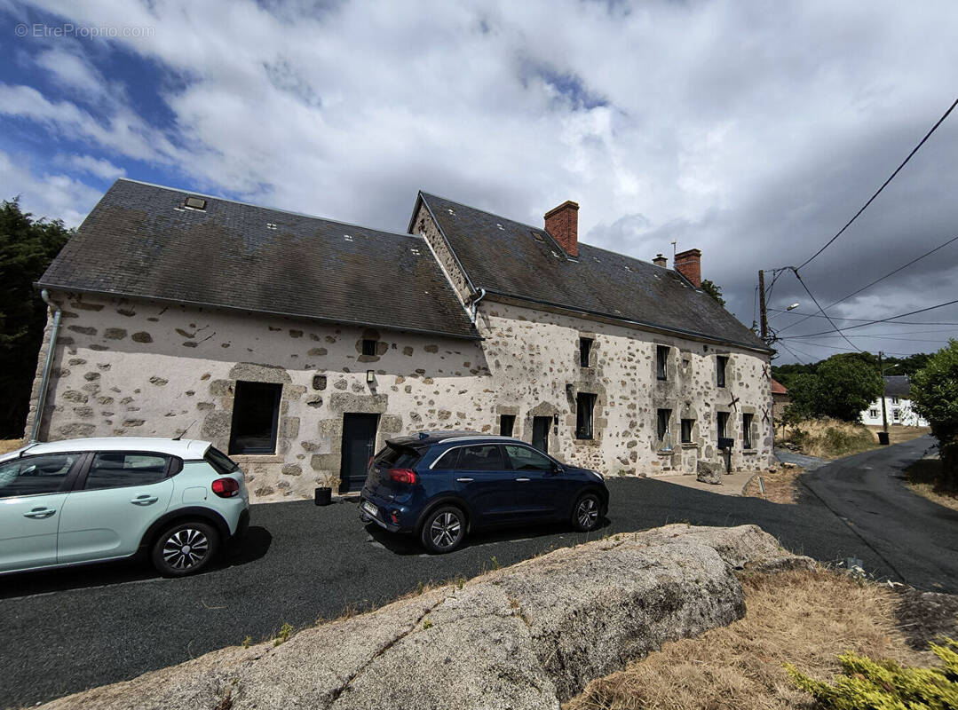 Maison à LA SOUTERRAINE