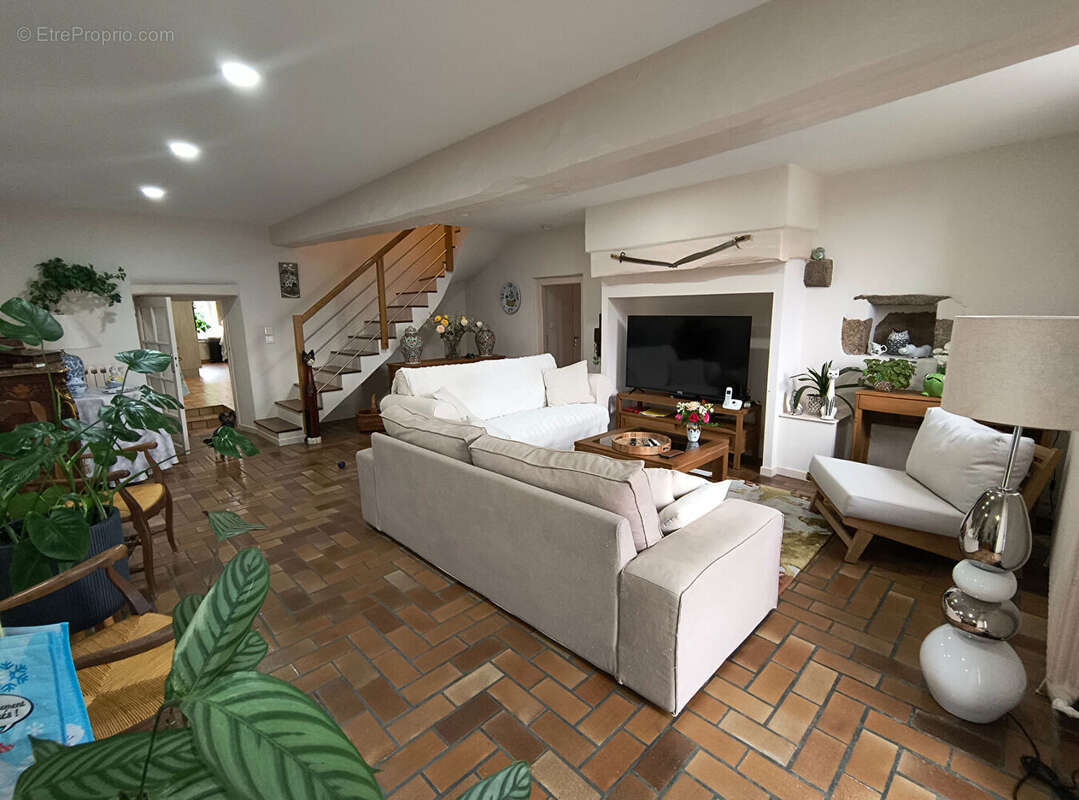 Maison à LA SOUTERRAINE