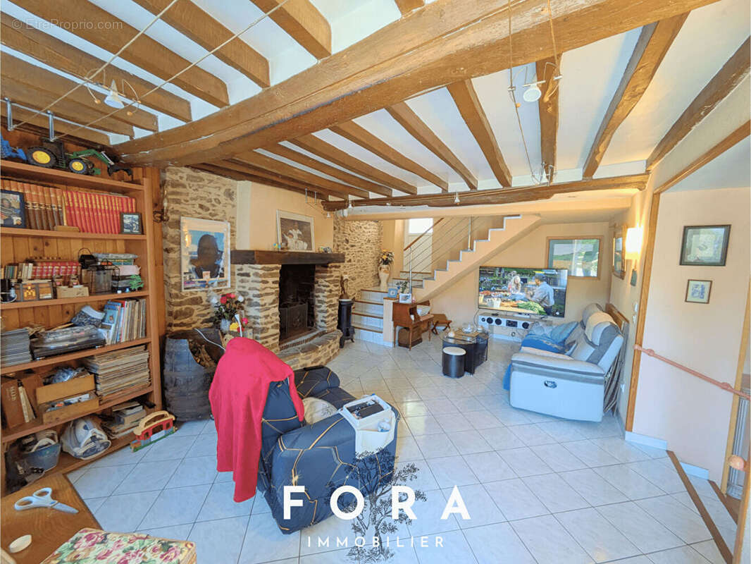 Maison à PIERREFITTE-EN-CINGLAIS