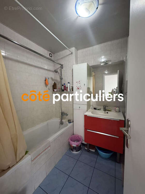 Appartement à AUBERVILLIERS