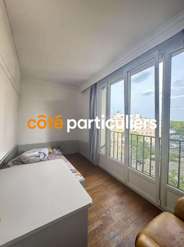 Appartement à AUBERVILLIERS
