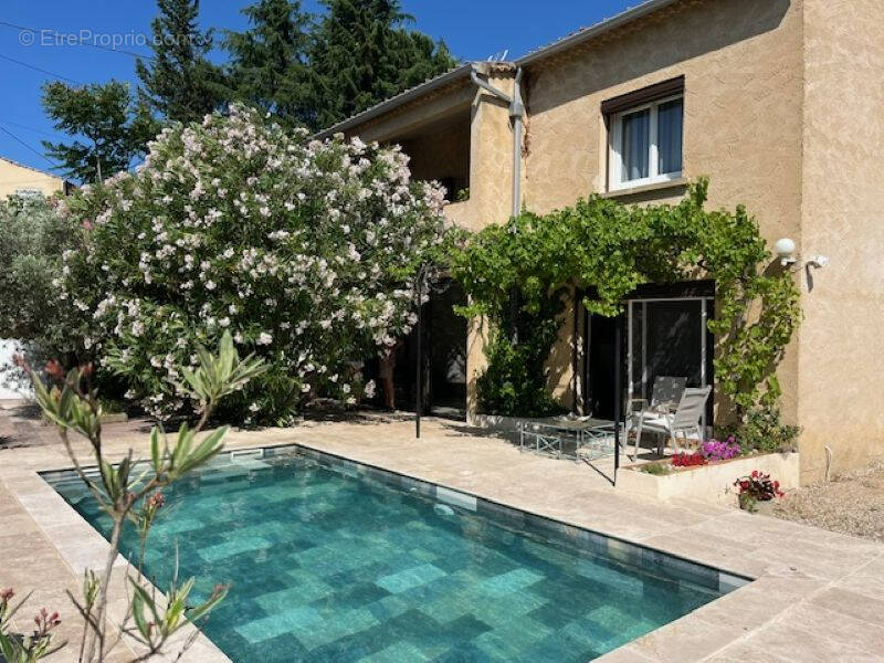 Maison à BAGNOLS-SUR-CEZE