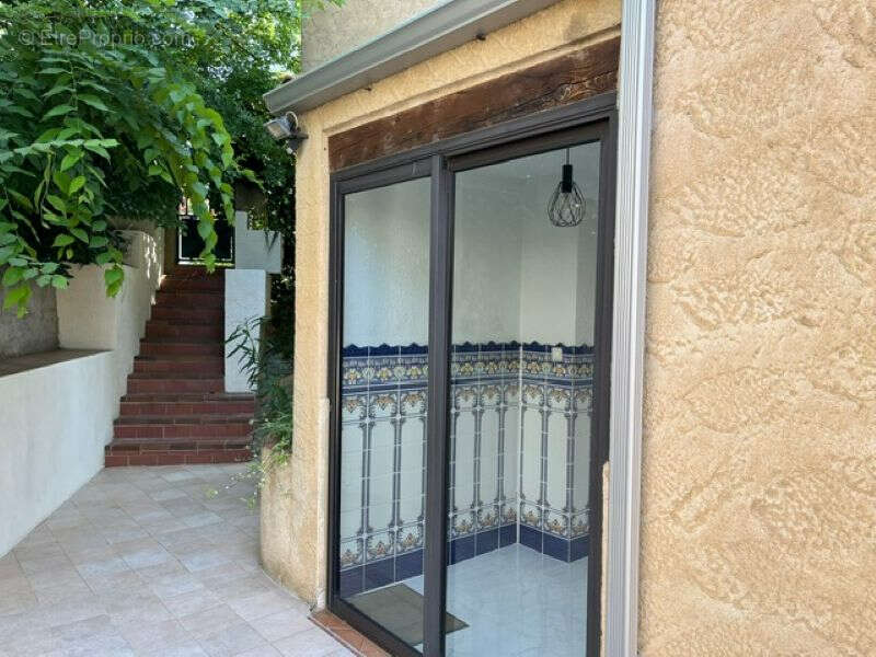 Maison à BAGNOLS-SUR-CEZE