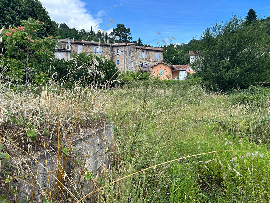 Terrain à LA GRAND-COMBE