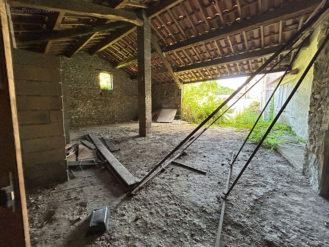 Terrain à LA GRAND-COMBE