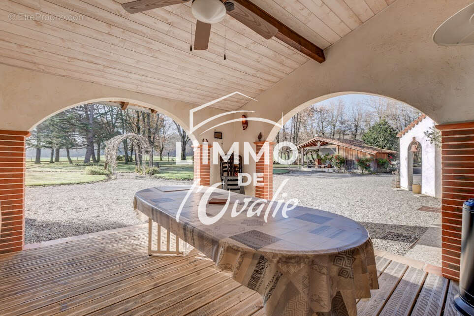 Maison à LA BASTIDE-DE-LORDAT