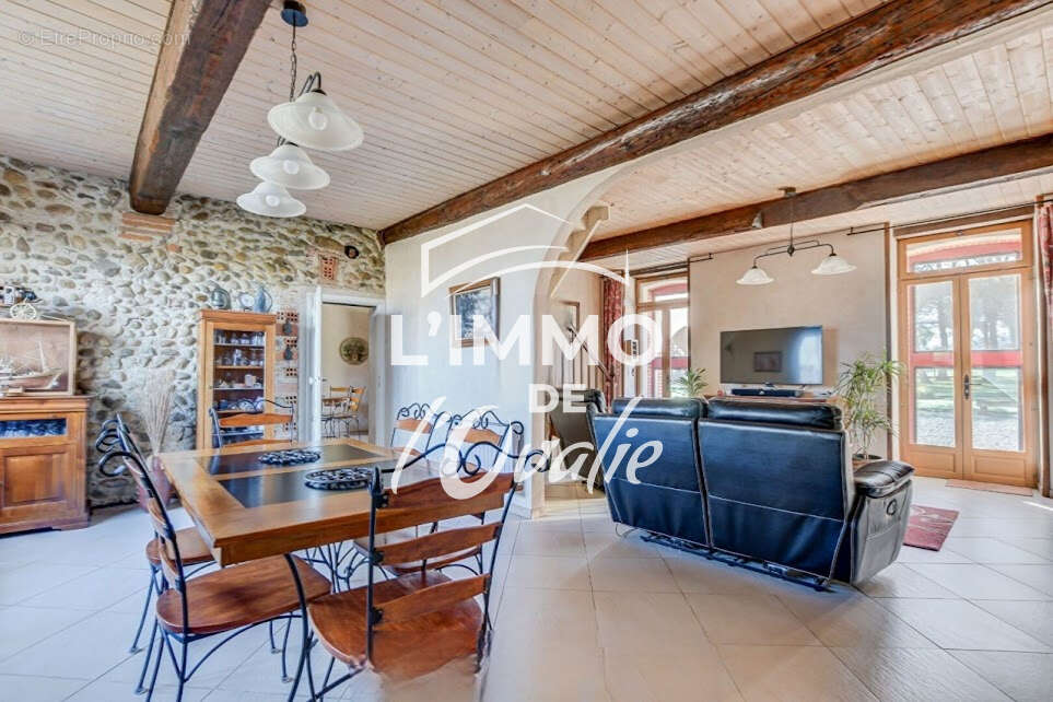 Maison à LA BASTIDE-DE-LORDAT