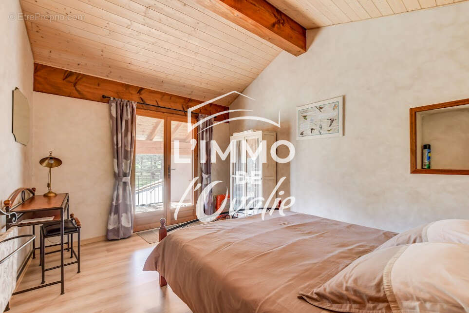 Maison à LA BASTIDE-DE-LORDAT