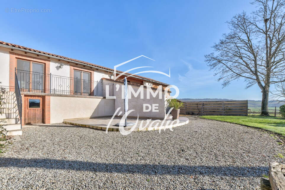 Maison à LA BASTIDE-DE-LORDAT