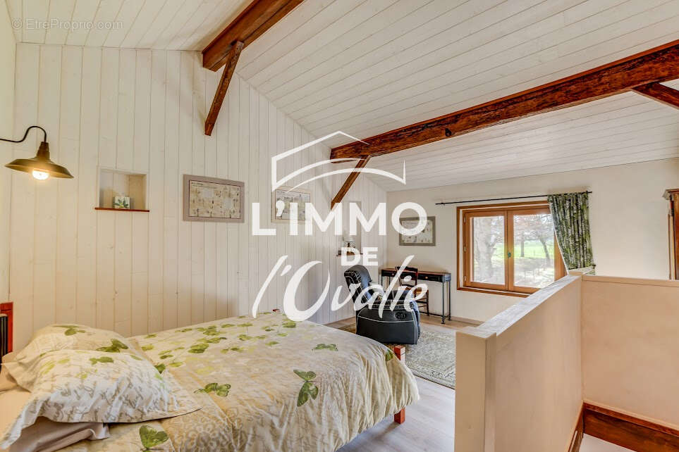 Maison à LA BASTIDE-DE-LORDAT