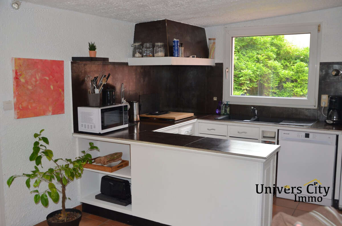 Maison à LE LANDREAU