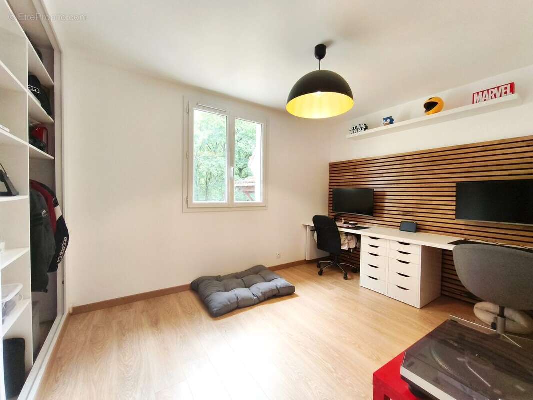 Maison à VIENNE-EN-VAL