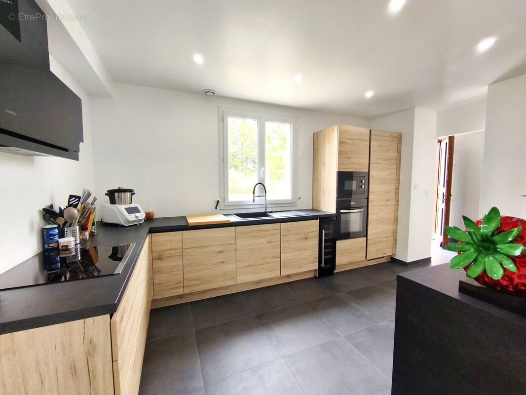 Maison à VIENNE-EN-VAL