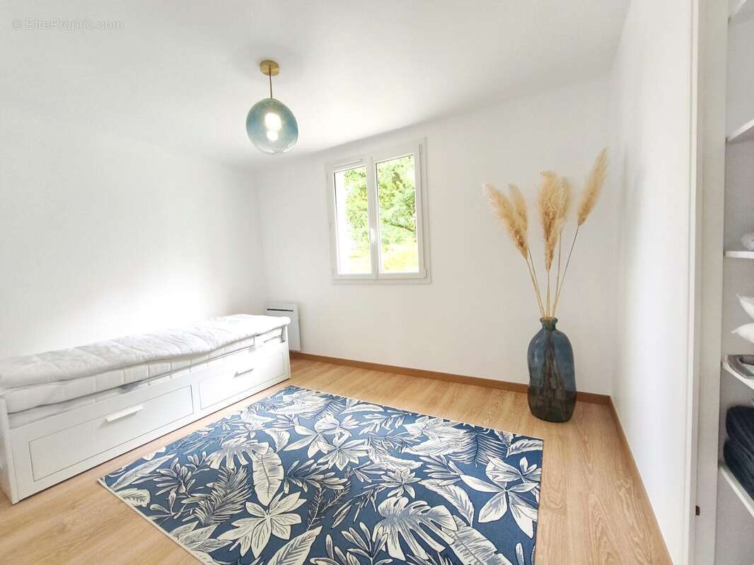 Maison à VIENNE-EN-VAL