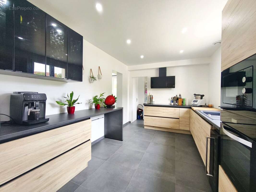 Maison à VIENNE-EN-VAL