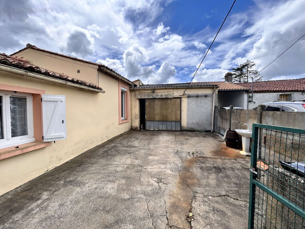 Maison à LE LOROUX-BOTTEREAU
