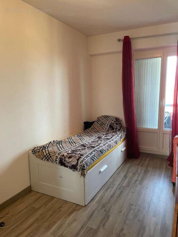 Photo 6 - Appartement à CALUIRE-ET-CUIRE