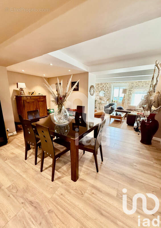 Photo 9 - Maison à LE CANNET-DES-MAURES