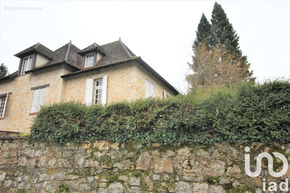 Photo 2 - Maison à COUZE-ET-SAINT-FRONT