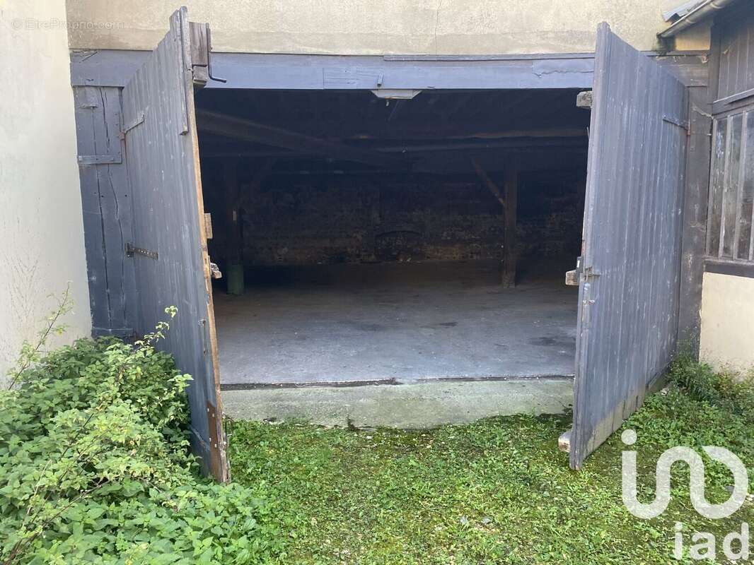 Photo 7 - Parking à MONTIVILLIERS