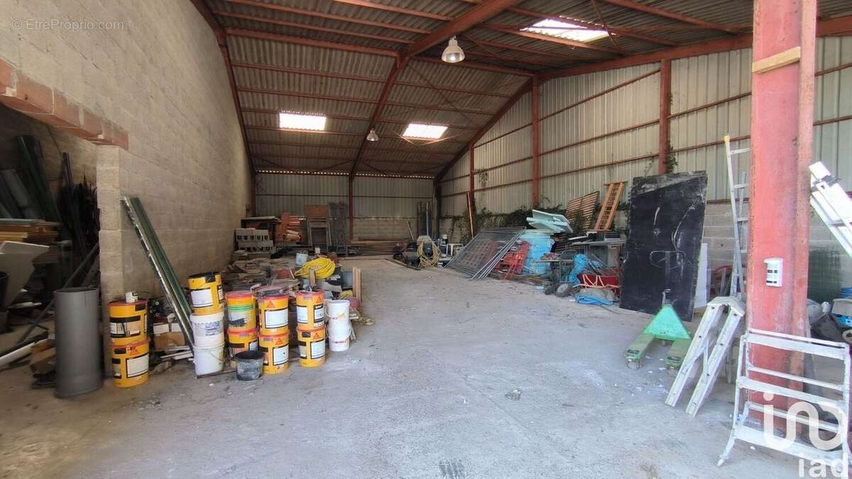 Photo 5 - Commerce à LABATUT