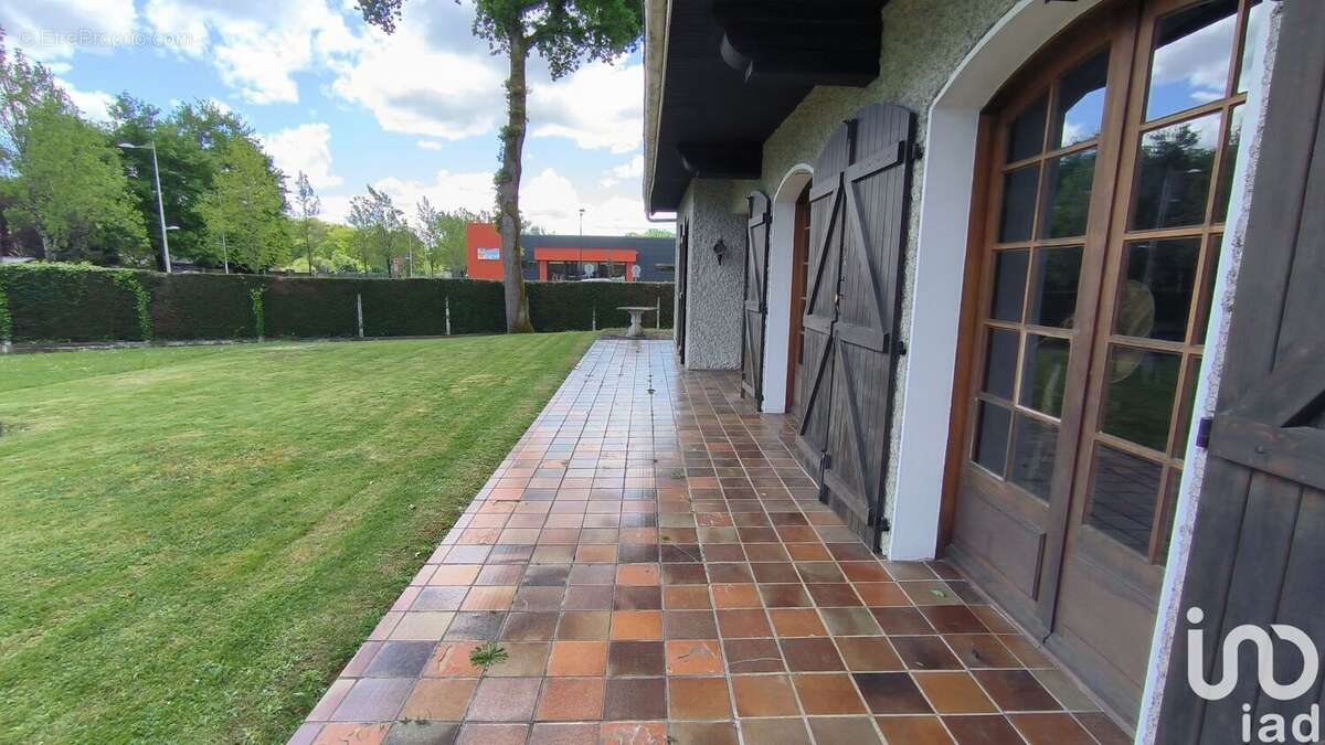 Photo 8 - Commerce à MOURENX