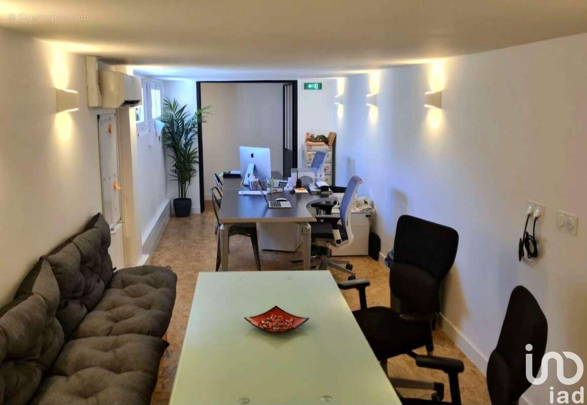 Photo 2 - Commerce à MARSEILLE-10E