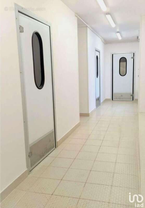 Photo 7 - Commerce à MARSEILLE-10E