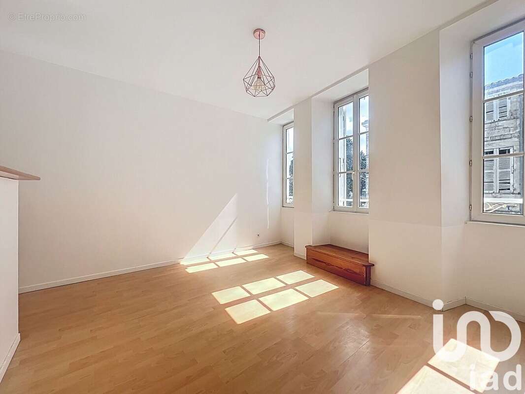 Photo 2 - Appartement à LA ROCHELLE
