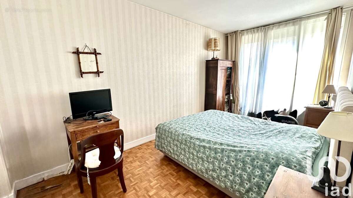 Photo 5 - Appartement à COURBEVOIE