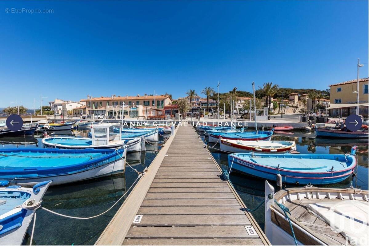 Photo 1 - Commerce à SIX-FOURS-LES-PLAGES