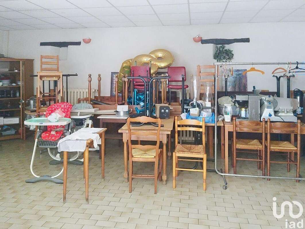 Photo 3 - Commerce à FISMES