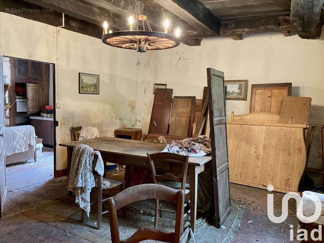 Photo 5 - Maison à MILHAC-DE-NONTRON