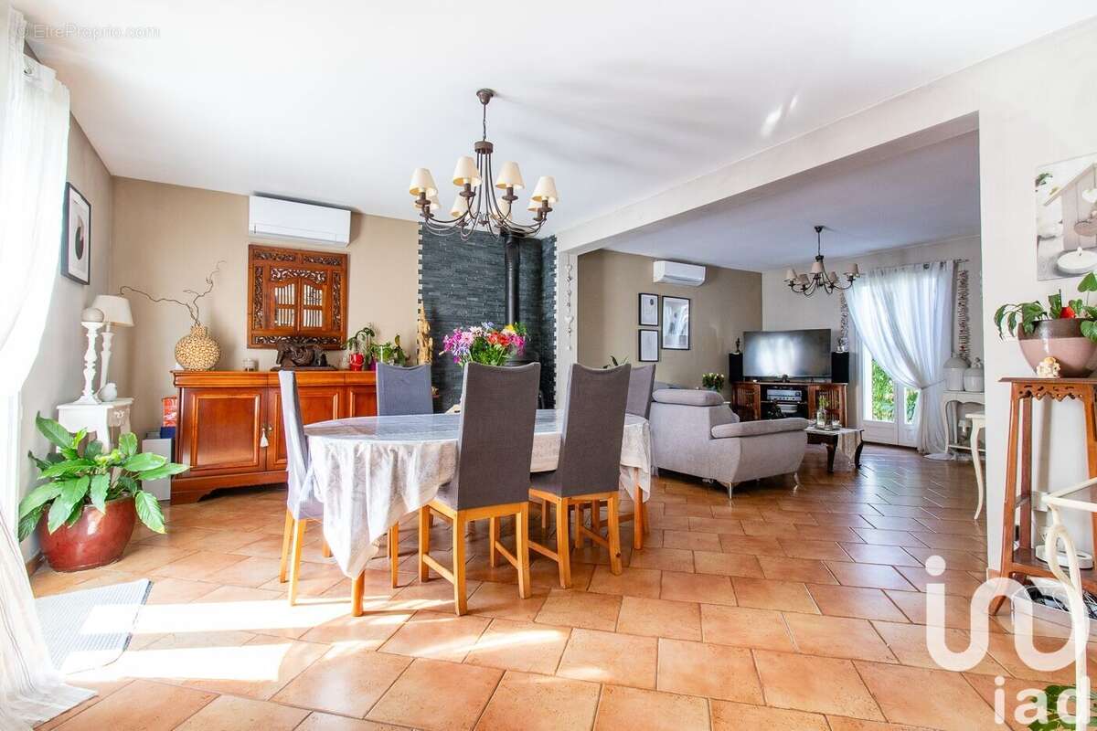 Photo 2 - Maison à SAINT-GERMAIN-SUR-MORIN