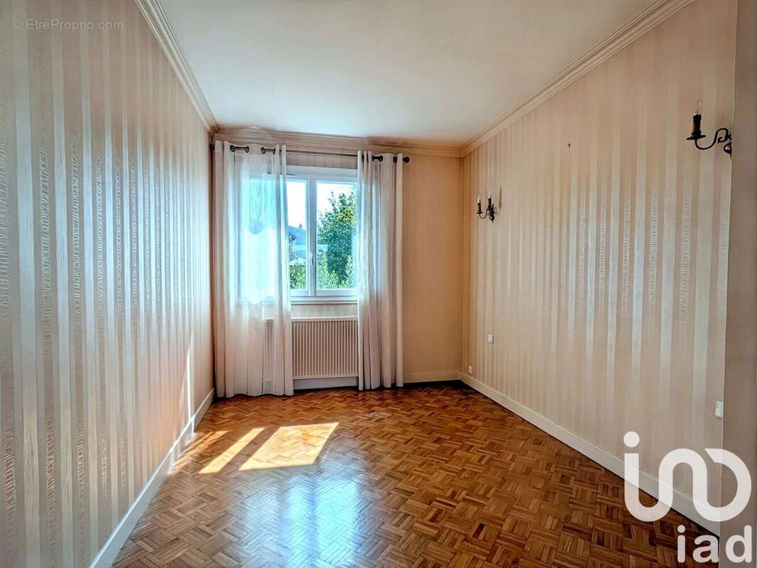 Photo 5 - Maison à MONTLUCON