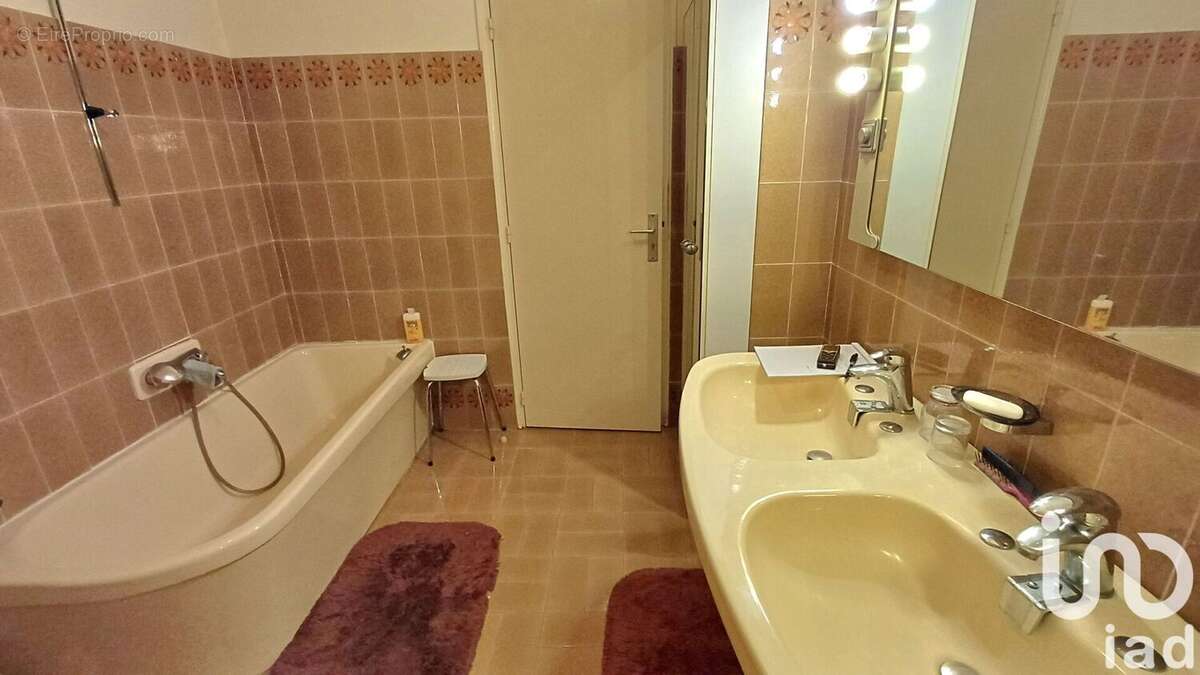 Photo 8 - Maison à VARENNES