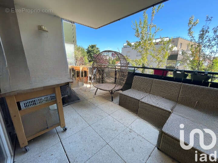 Photo 2 - Appartement à VENISSIEUX