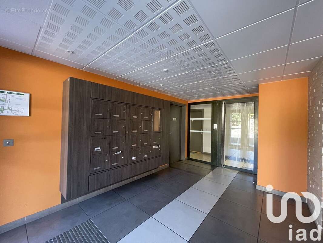 Photo 7 - Appartement à VENISSIEUX