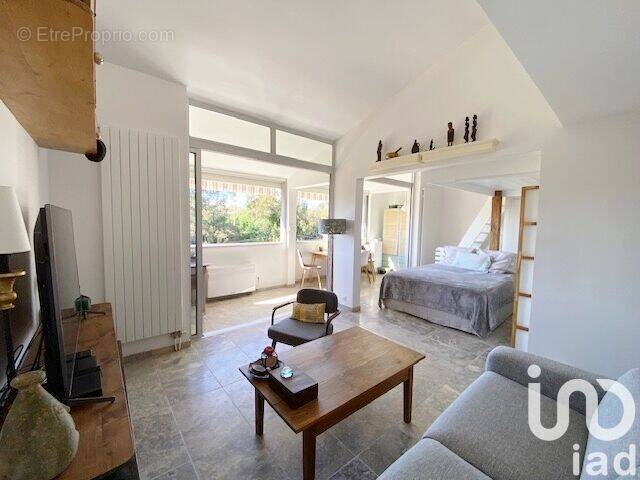 Photo 1 - Appartement à SAINT-RAPHAEL