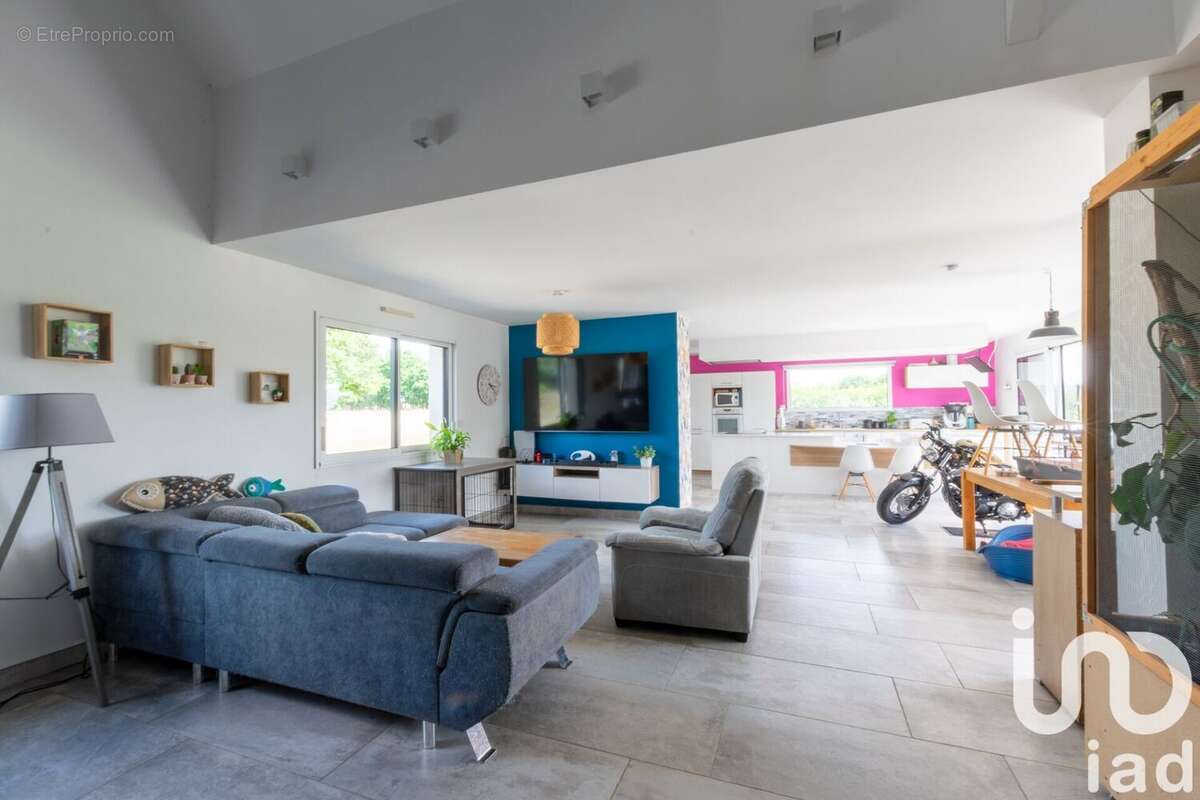 Photo 3 - Maison à DAMPIERRE-EN-BURLY